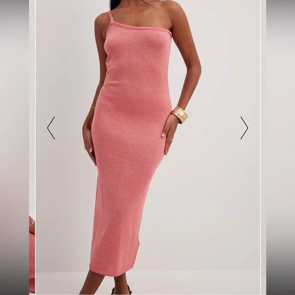 Na-Kd | Dresses | Nwt Nakd Pink Glitter Midi | Poshmark